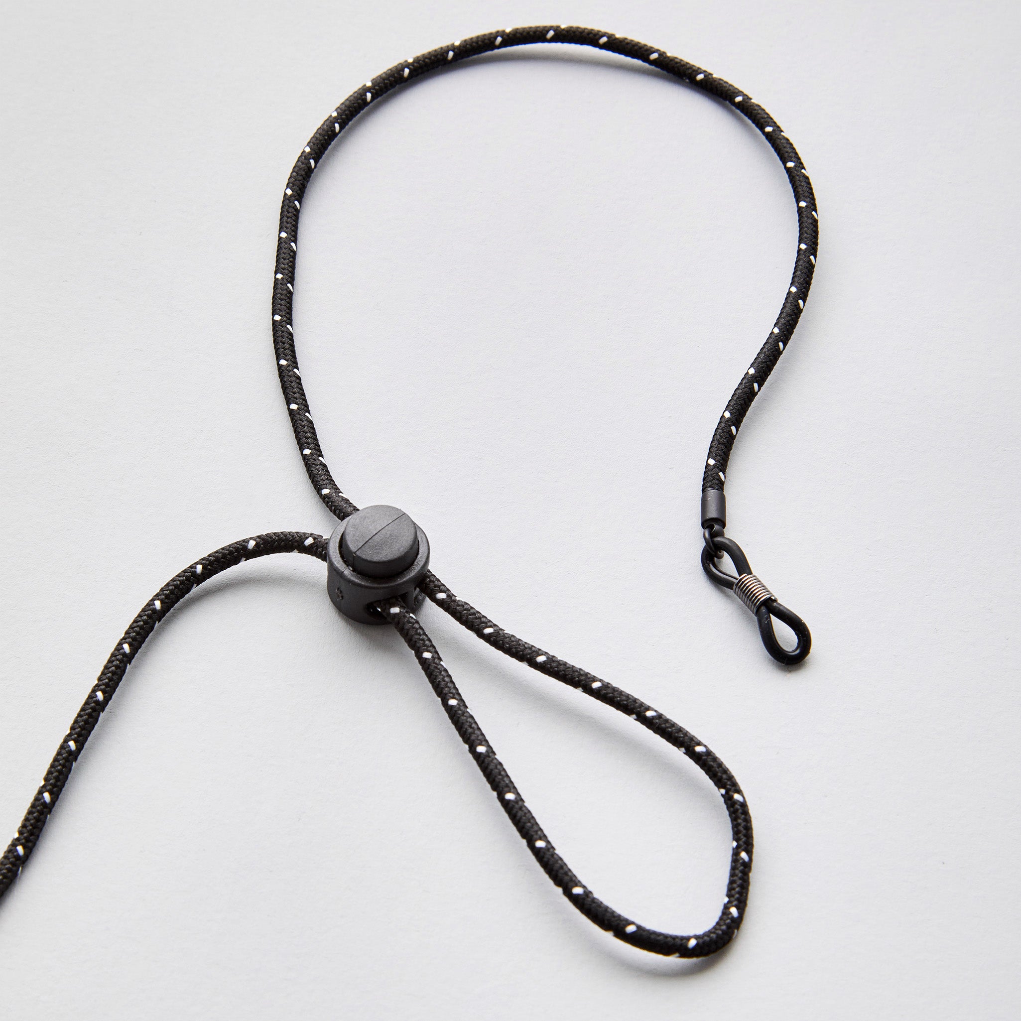 Sports Cord in Black and White