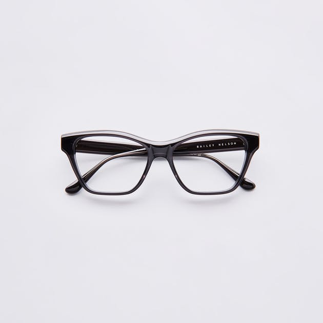 Andrea in Onyx