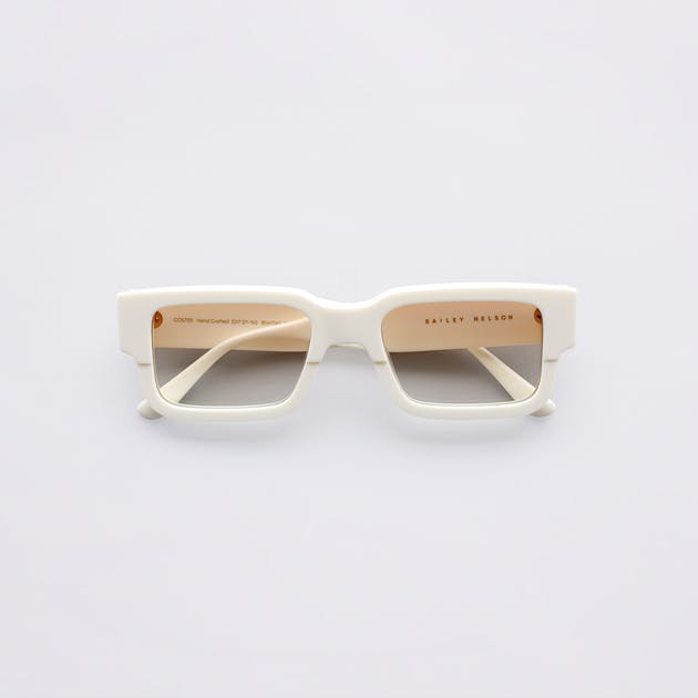 Coster in Porcelain