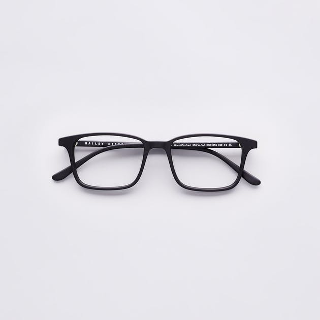 Hank Small in Matte Black