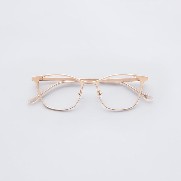 Meryl in Rose Gold